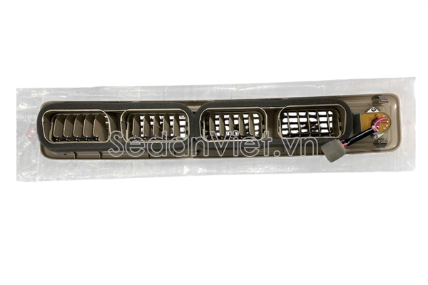 Cửa gió điều hòa trần xe 7361077M60V6N
