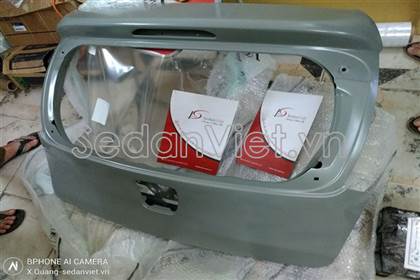 Cánh cửa hậu 737001Y030