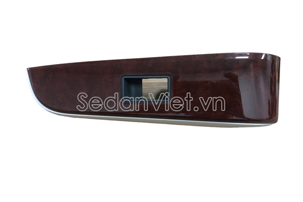 Nhựa ốp công tắc lên xuống kính Toyota Camry 2012-2015