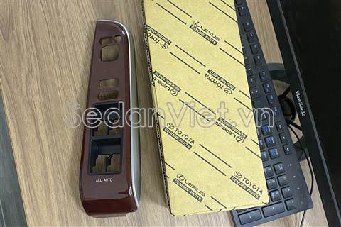 Nhựa ốp công tắc lên xuống kính 7423206510E0