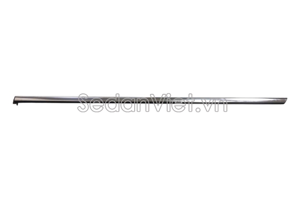 Nẹp chân kính cánh cửa ngoài 75041BZ010