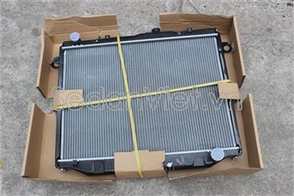 Két nước Lexus LX470 1998-2007