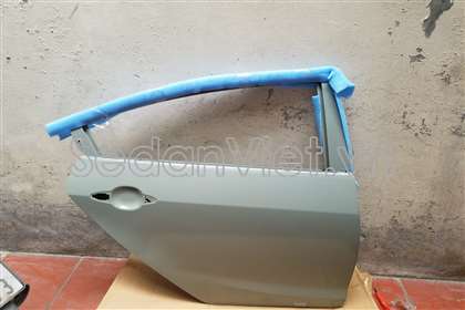 Cánh cửa sau phải dùng cho xe Kia K3 2013-2016