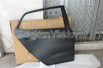 Cánh cửa sau phải 77004B4000