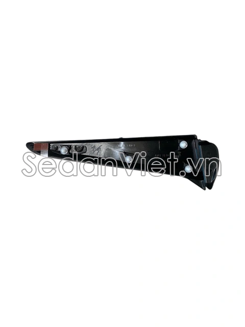 Ốp góc tam giác tai xe 7719073R015PK