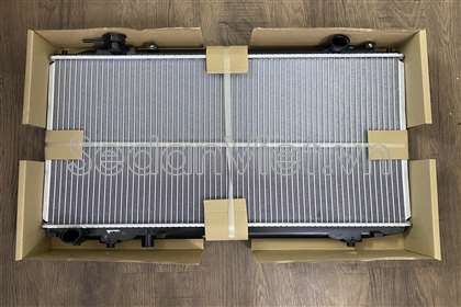 Két nước Ford Ranger 2005-2007