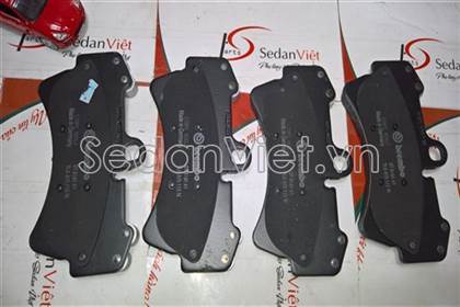 Má phanh trước 7L0698151P