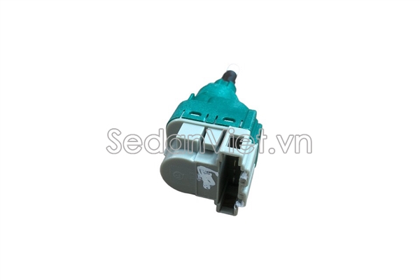 Công tắc chân phanh 7L6945511