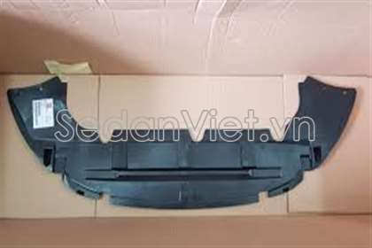 Chắn bùn gầm máy giữa Ford Focus 2010