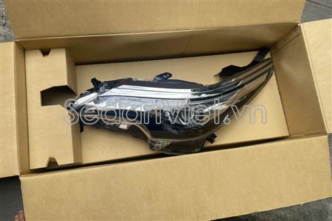 Vỏ đèn pha trái Toyota Fortuner TRD 2019-2022