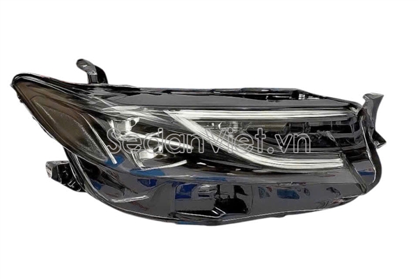 Vỏ đèn pha phải Toyota Camry 2024-2025