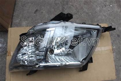 Vỏ đèn pha phải 811300K180