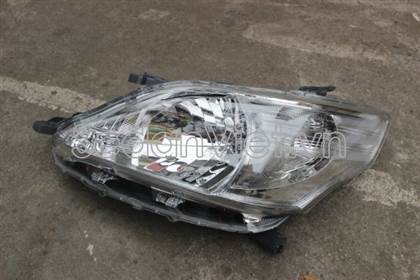 Vỏ đèn pha phải 811300K530