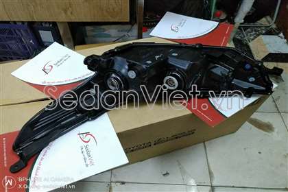 Vỏ đèn pha phải 811300DF30