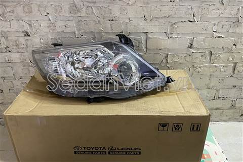 Vỏ đèn pha phải 811300K460