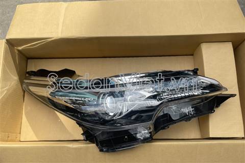 Vỏ đèn pha phải 811400KA51