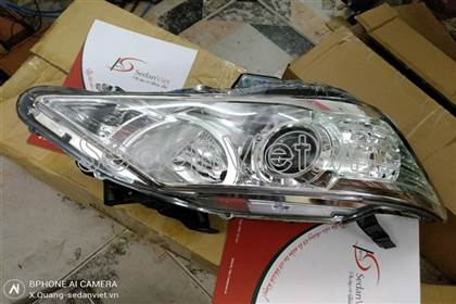 Vỏ đèn pha phải 8114506A70-TW