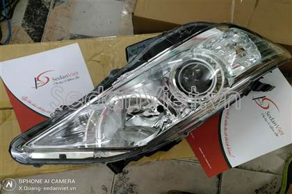 Vỏ đèn pha phải 8114506A70