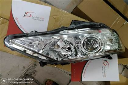 Vỏ đèn pha phải 8114506A70