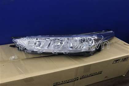 Vỏ đèn pha trái 811700DF11