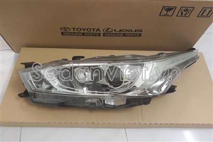 Vỏ đèn pha có xenon dùng cho xe Toyota Yaris 2014