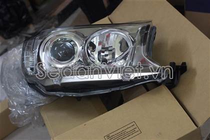 Vỏ đèn pha trái Toyota Fortuner 2009-2012