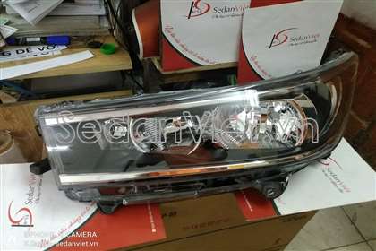 Vỏ đèn pha trái Toyota innova 2017-2020