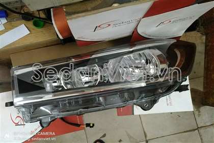 Vỏ đèn pha trái 811700K340