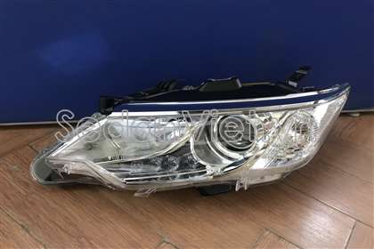 Vỏ đèn pha trái Toyota Camry 2012-2015