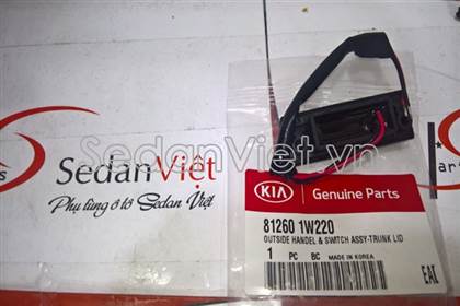 Công tắc mở cốp hậu 812601W220