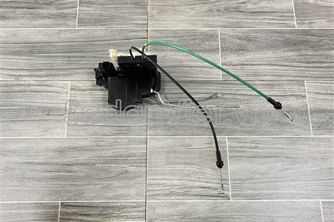 Ổ khóa ngậm cánh cửa trước 813102F010-01
