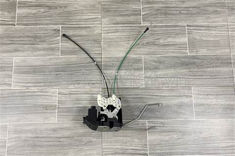 Ổ khóa ngậm cánh cửa trước 813202F010-01