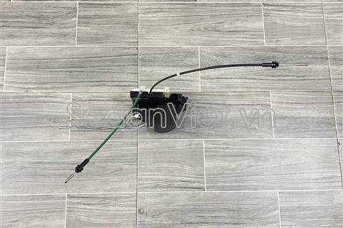 Ổ khóa ngậm cánh cửa trước 813202F010-01