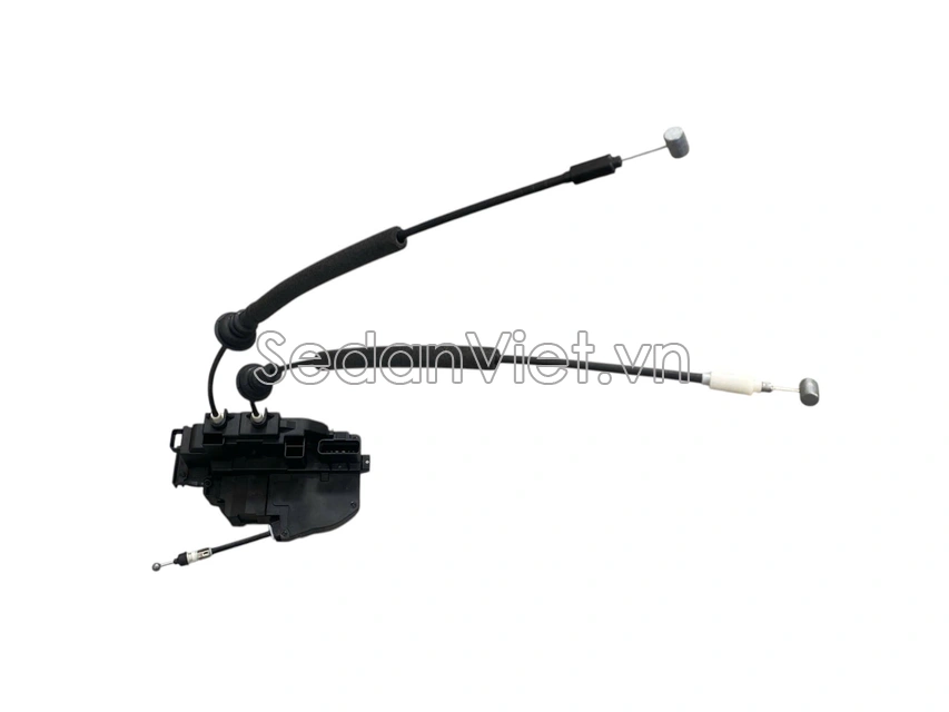 Ổ khóa ngậm cánh cửa trước 813202L000-01
