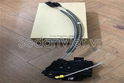 Ổ khóa ngậm cánh cửa sau Kia K3 2013-2016