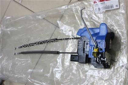 Ổ khóa ngậm cánh cửa sau phải 814211W020