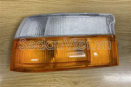 Đèn xi nhan Toyota Hiace 1996-2006