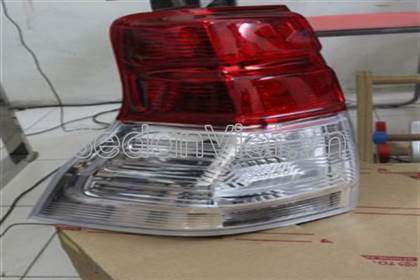 Đèn hậu phải Toyota Land Cruiser Prado 2009-2013