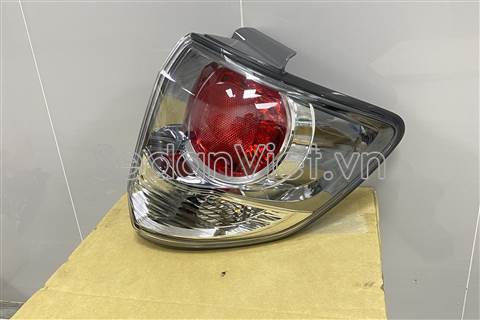 Đèn hậu ngoài phải 815500K190