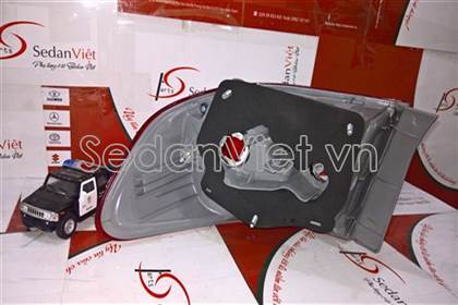 Đèn hậu ngoài trái 8155102620