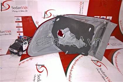 Đèn hậu ngoài trái 8155102620