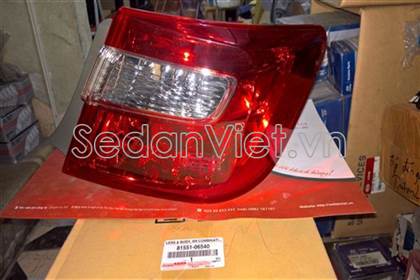Vỏ đèn hậu ngoài 8155106540