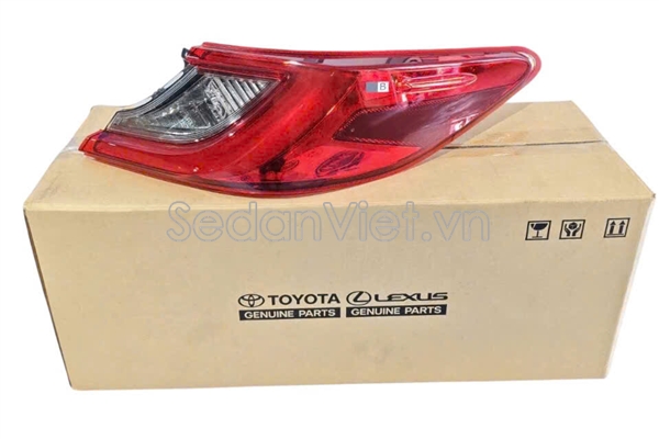 Đèn hậu Toyota Camry 2024-2025