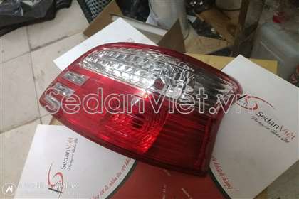 Đèn hậu 815510D330