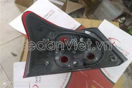 Đèn hậu 815510D330
