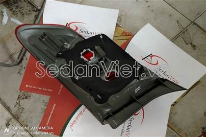 Đèn hậu ngoài phải 8155112A10