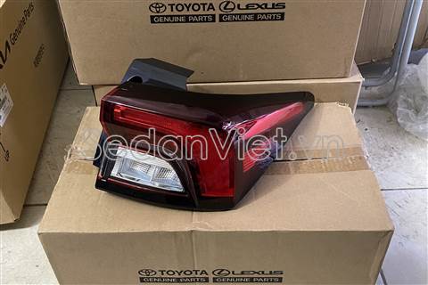 Đèn hậu ngoài phải Toyota Veloz 2022-2025