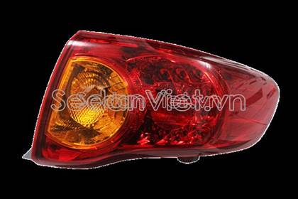 Đèn hậu ngoài trái Toyota Corolla Altis 2008-2010
