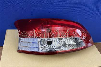 Đèn hậu trái 815610D330