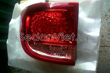 Đèn hậu ngoài trái Toyota Fortuner 2005-2008